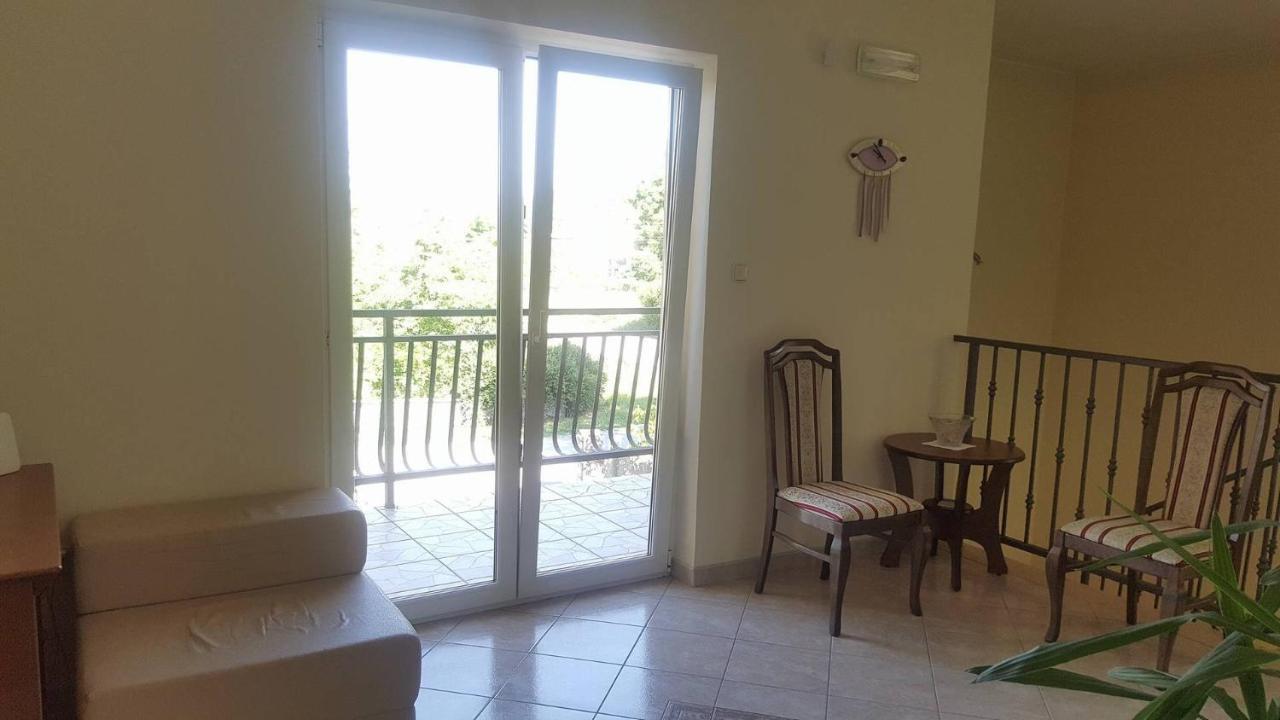 Apartments Barbara Podhum Extérieur photo